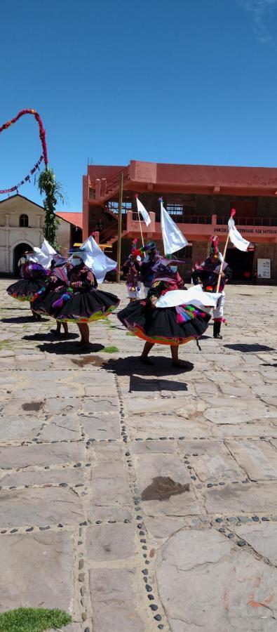 Taquile Hospedaje Mario Huillanopampa 外观 照片